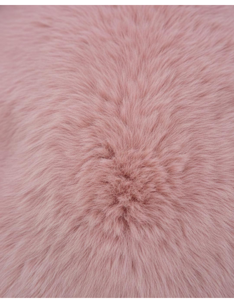 Dettaglio Pelliccia Ecologica Rosa Antico Corta Donna