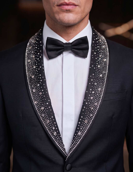 Smoking uomo con strass su bavero